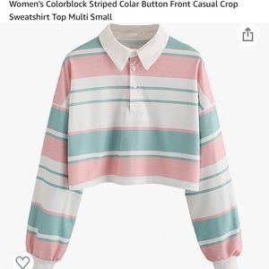 Striped crop, with collar.